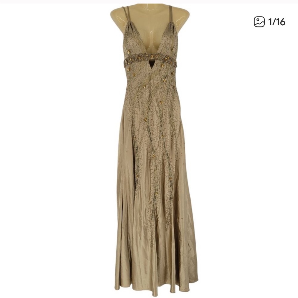 May Queen size 6 USA Gold sequin flower beaded lacy panel long v neck gown